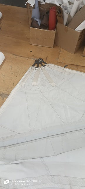 Main - North Sails - $2,500.00 - (Sku=0042, LU=57.0', LE=58.1', FT=17.55', LP=')