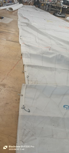 Main - North Sails - $100.00 - (Sku=0042, LU=57.0', LE=58.1', FT=17.55', LP=')