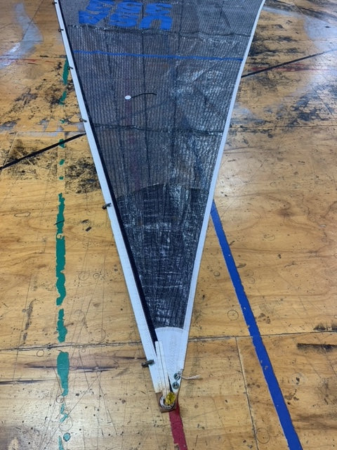 Jib - Doyle - $100.00 - (Sku=0043, LU=25.1', LE=23.0', FT=13.6', LP=')