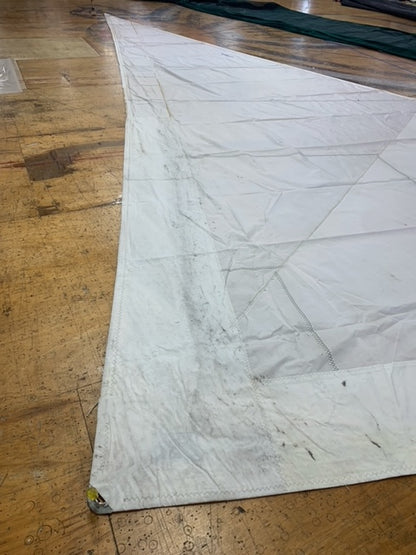 Genoa - Mack Sails - $100.00 - (Sku=0059, LU=32.33', LE=28.4', FT=17.6', LP=15.25')