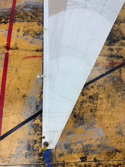 Genoa - North Sails - $450.00 - (Sku=0066, LU=27.1', LE=24.9', FT=15.1', LP=13.7')